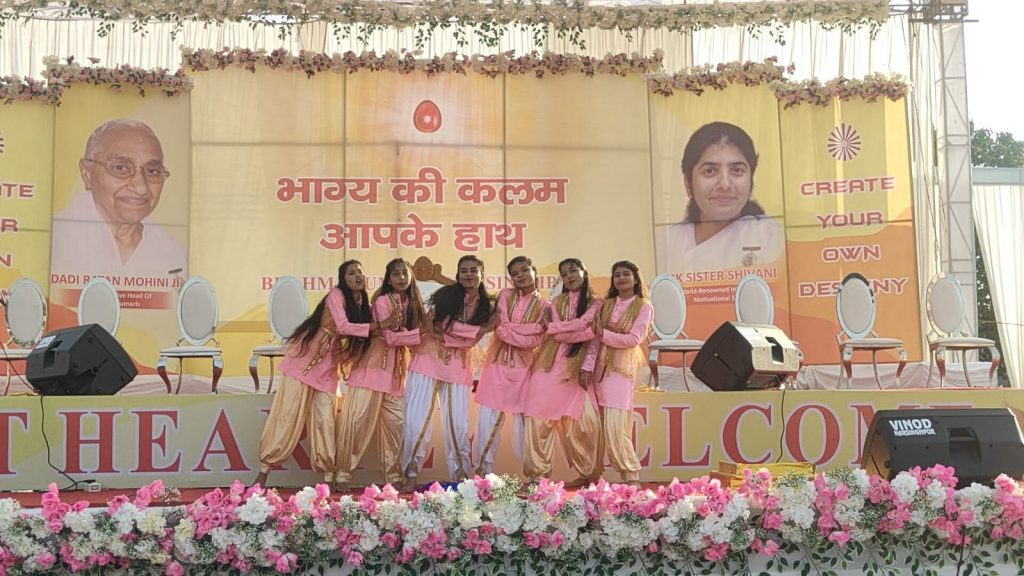 भाग्य की कलम आपके हाथ